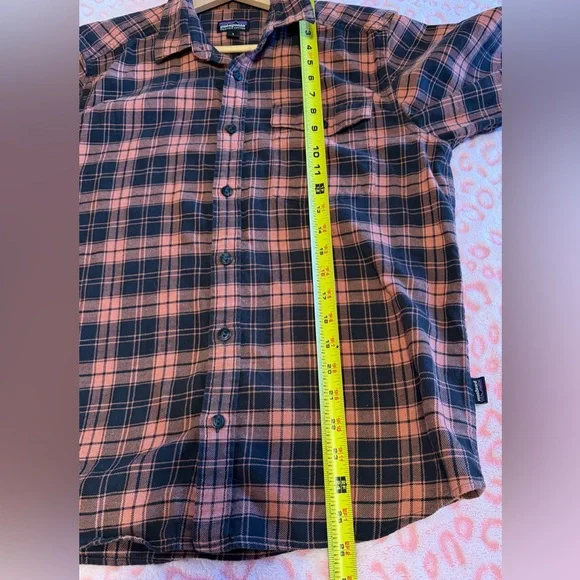 Patagonia Organic Cotton Plaid Flannel 
Size: S - Picture 5 of 9